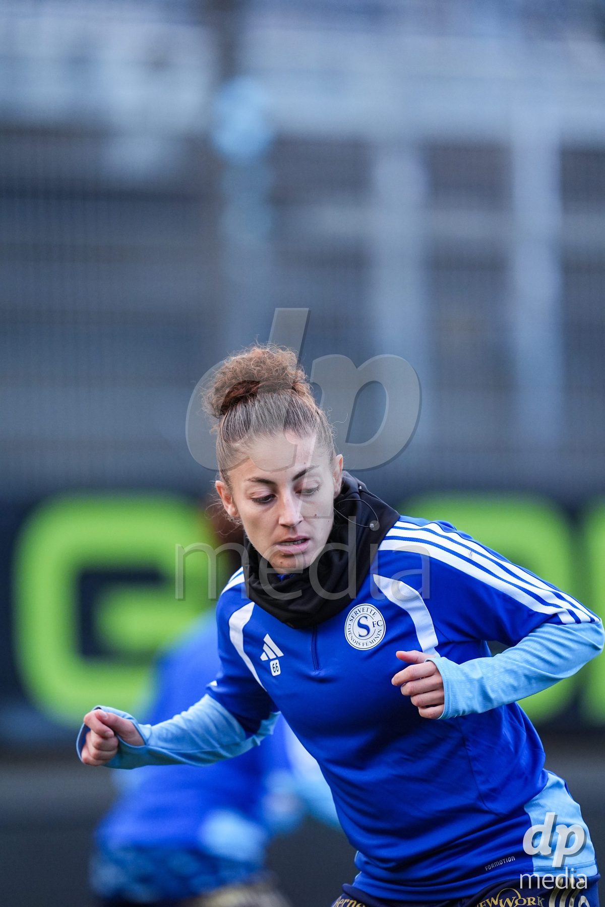 WIL, SWITZERLAND - OCTOBER 24: Players of Servette during warm-up prior to the AXA Women's Cup match between FC Wil 1900 and Servette FC Chenois Feminin at Lidl Sportpark on October 24, 2026 in Wil, Switzerland.
