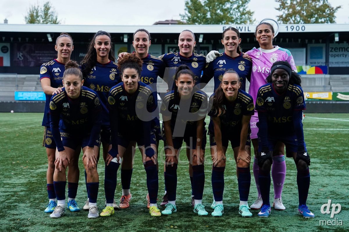 WIL, SWITZERLAND - OCTOBER 24:  Teamphoto of Servette prior to the AXA Women's Cup match between FC Wil 1900 and Servette FC Chenois Feminin at Lidl Sportpark on October 24, 2026 in Wil, Switzerland.