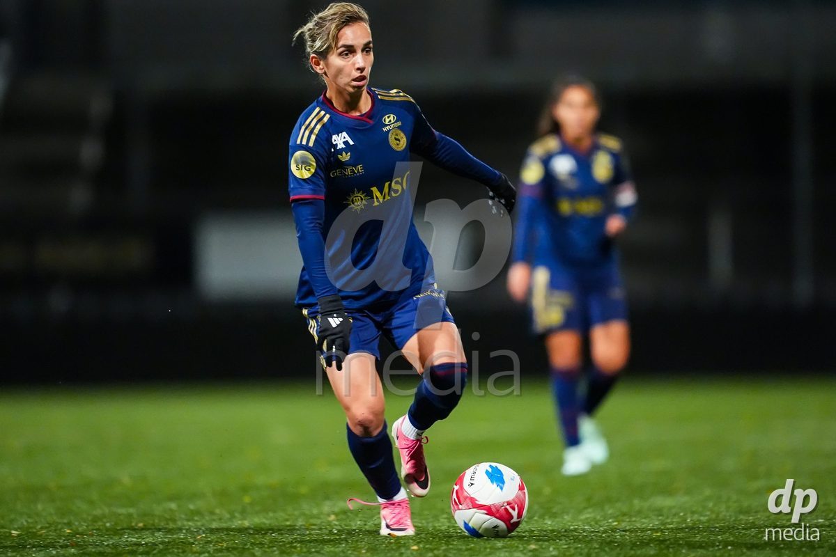 WIL, SWITZERLAND - OCTOBER 24: Natasha Andonova of Servette FC Chenois Feminin controls the ball  during the AXA Women's Cup match between FC Wil 1900 and Servette FC Chenois Feminin at Lidl Sportpark on October 24, 2026 in Wil, Switzerland.