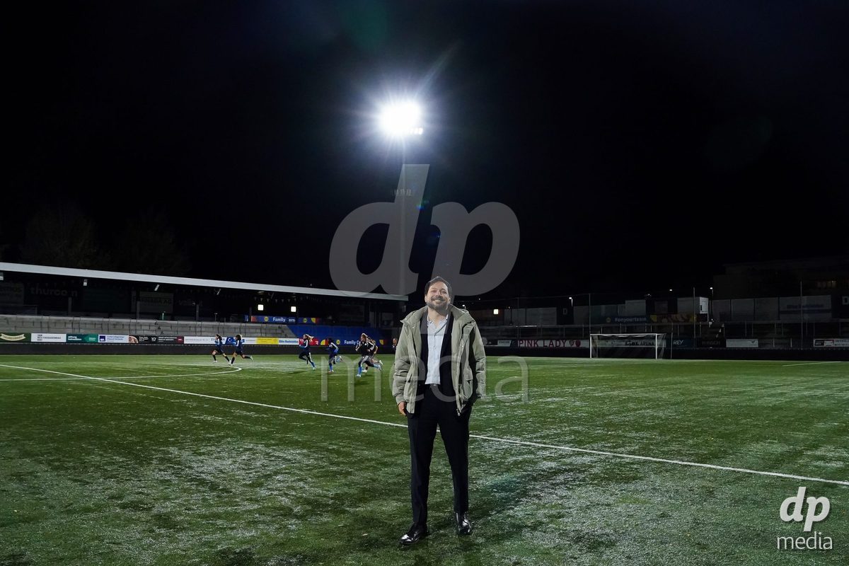 WIL, SWITZERLAND - OCTOBER 24: Yoann Brigante of Servette (president) after the victory during the AXA Women's Cup match between FC Wil 1900 and Servette FC Chenois Feminin at Lidl Sportpark on October 24, 2026 in Wil, Switzerland.
