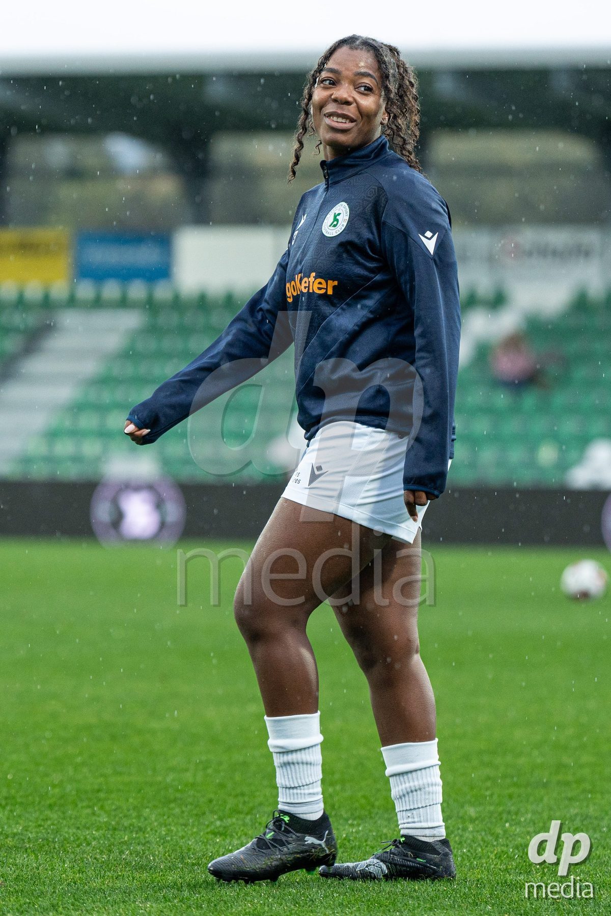 YVERDON-LES-BAINS, SWITZERLAND - OCTOBER 18: Frédérique Messomo of Yverdon Sport Women warms up during the AXA Women's Super League match between FC Yverdon Women and FC Rapperswil-Jona at Stade Municipal on October 18, 2026 in Yverdon-les-Bains, Switzerland.