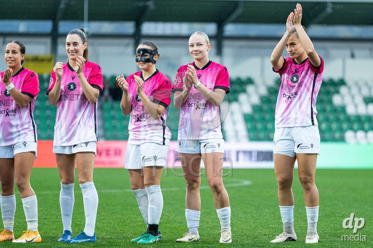 YVERDON-LES-BAINS, SWITZERLAND - OCTOBER 18: Yverdon Sport Women during the AXA Women's Super League match between FC Yverdon Women and FC Rapperswil-Jona at Stade Municipal on October 18, 2026 in Yverdon-les-Bains, Switzerland.