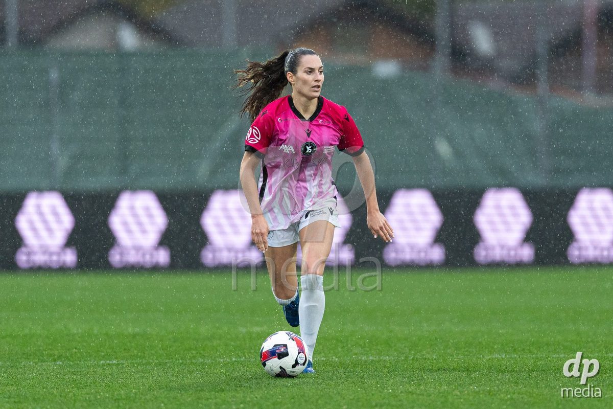 YVERDON-LES-BAINS, SWITZERLAND - OCTOBER 18: Andrea Maddalen Sierra Larrauri of Yverdon Sport Women runs with the ball during the AXA Women's Super League match between FC Yverdon Women and FC Rapperswil-Jona at Stade Municipal on October 18, 2026 in Yverdon-les-Bains, Switzerland.