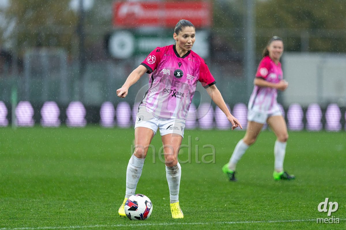 YVERDON-LES-BAINS, SWITZERLAND - OCTOBER 18: Sandrine Gaillard Mauron of Yverdon Sport Women in action during the AXA Women's Super League match between FC Yverdon Women and FC Rapperswil-Jona at Stade Municipal on October 18, 2026 in Yverdon-les-Bains, Switzerland.