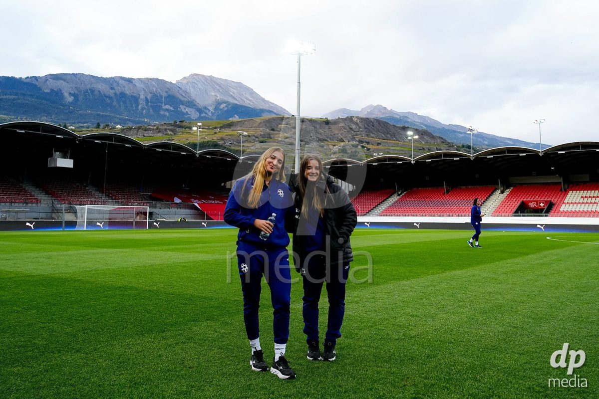 SION, SWITZERLAND - OCTOBER 13: Players of Israel arrival during the FIFA Women´s World Cup European Qualifiers match between Switzerland and Israel at Stade de Tourbillon on October 13, 2026 in Sion, Switzerland.