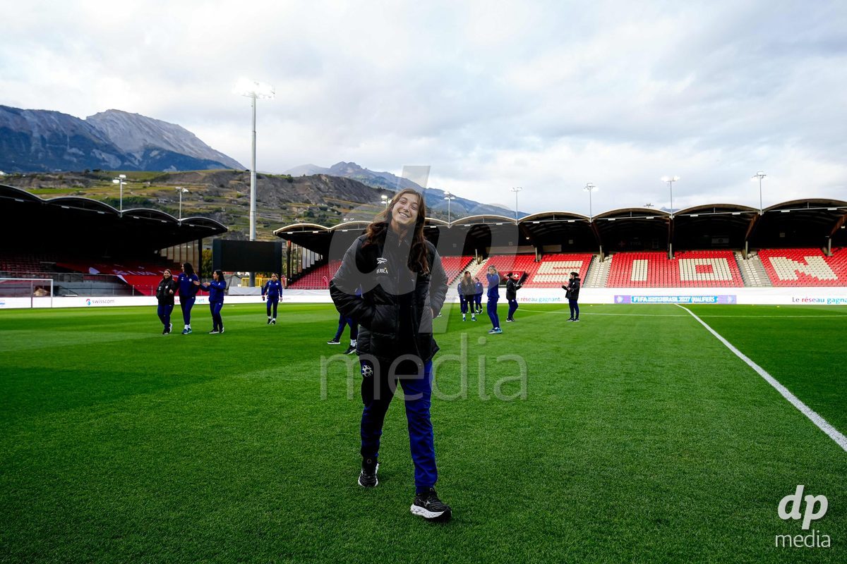 SION, SWITZERLAND - OCTOBER 13: Players of Israel arrival during the FIFA Women´s World Cup European Qualifiers match between Switzerland and Israel at Stade de Tourbillon on October 13, 2026 in Sion, Switzerland.