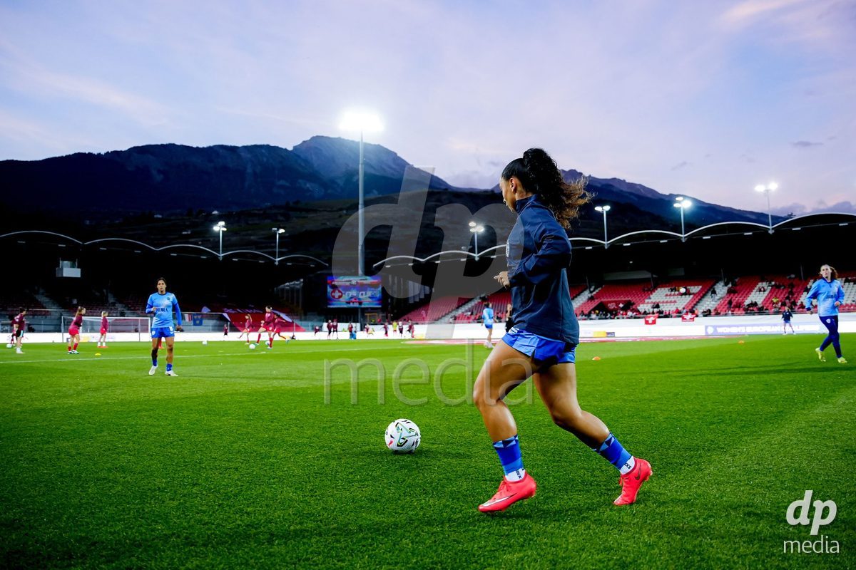 SION, SWITZERLAND - OCTOBER 13: Players of Israel warming up during the FIFA Women´s World Cup European Qualifiers match between Switzerland and Israel at Stade de Tourbillon on October 13, 2026 in Sion, Switzerland.