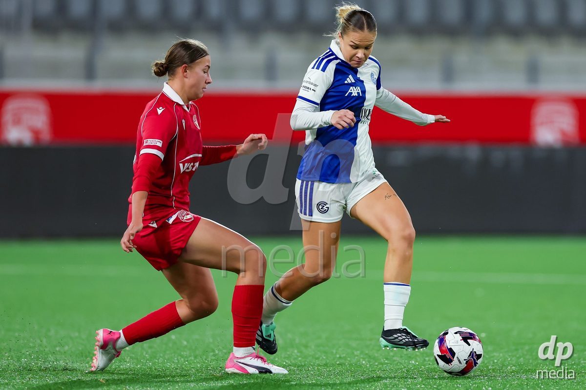 THUN, SWITZERLAND - OCTOBER 25: Ella LjuÅ¡tina from the GC Frauenfussball (R) during the AXA Women's Cup match between FC Thun and GC Frauenfussball at Visana Stadion on October 25, 2026 in Thun, Switzerland.