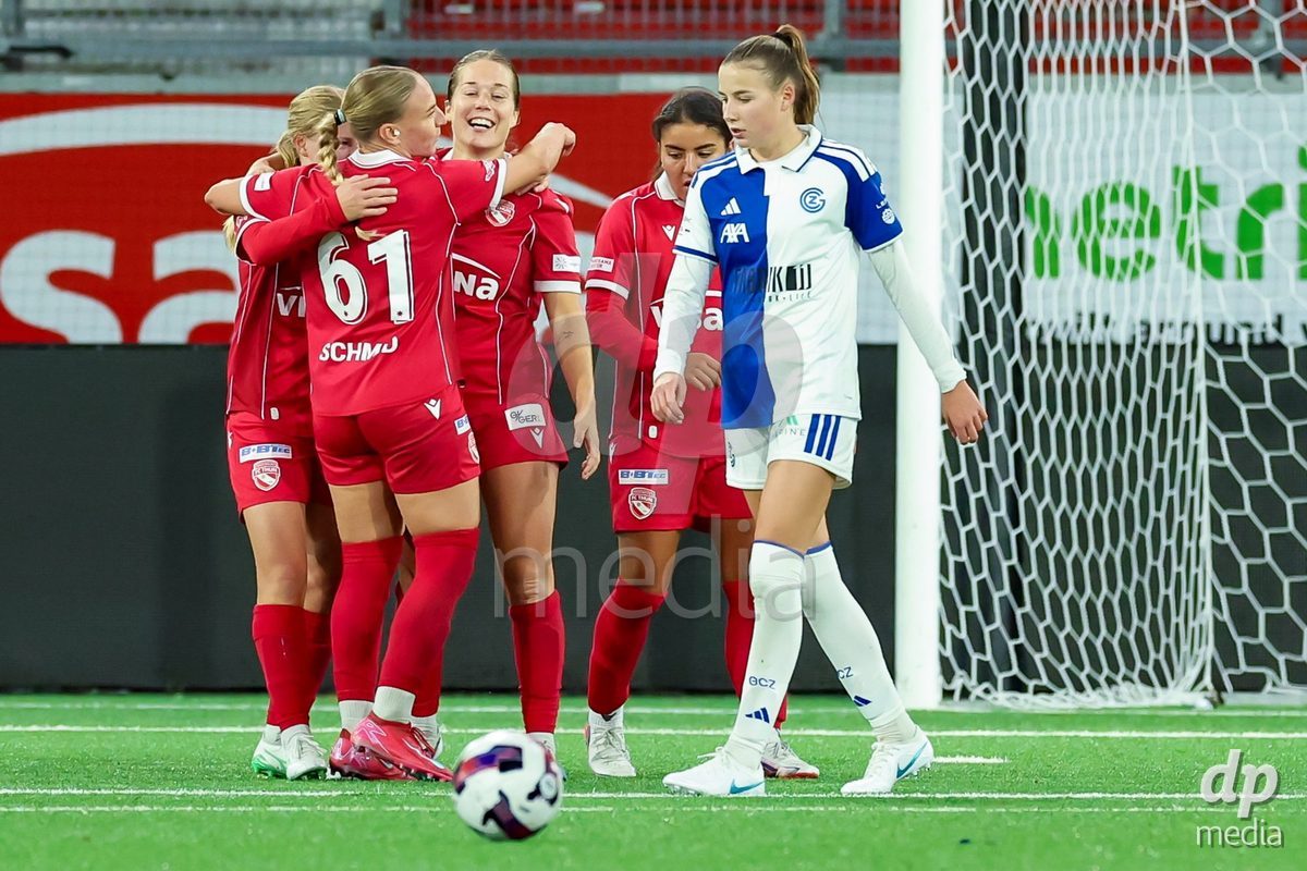THUN, SWITZERLAND - OCTOBER 25: Goal for the FC Thun scored by Selina Jud from FC Thun Frauen during the AXA Women's Cup match between FC Thun and GC Frauenfussball at Visana Stadion on October 25, 2026 in Thun, Switzerland.