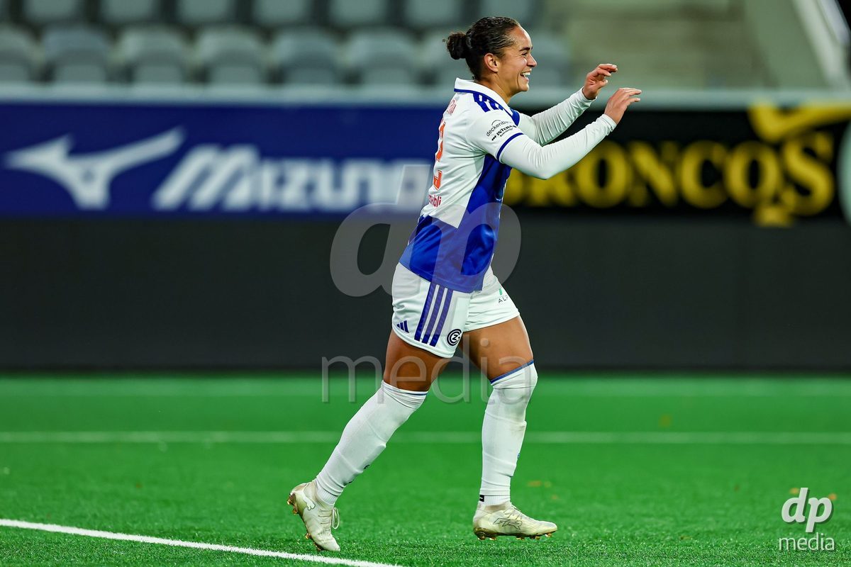 THUN, SWITZERLAND - OCTOBER 25: Kayla McKenna of GC Frauenfussball celebrates during the AXA Women's Cup match between FC Thun and GC Frauenfussball at Visana Stadion on October 25, 2026 in Thun, Switzerland.
