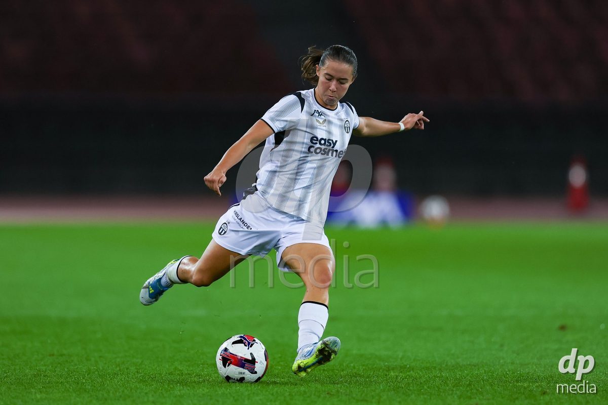 ZURICH, SWITZERLAND - OCTOBER 16: Amelie Schuster (8, FC Zürich Frauen) during the AXA Women's Super League match between FC Zurich and FC St. Gallen 1879 at Letzigrund on October 16, 2026 in Zurich, Switzerland.