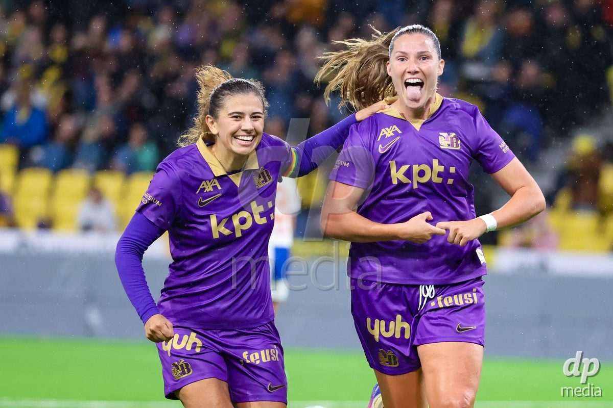 BERN, SWITZERLAND - OCTOBER 17: Maria Jiménez from the BSC YB Frauen celebrating after scoring a goal during the AXA Women's Super League match between BSC YB Frauen and GC Frauenfussball at Wankdorf Stadion on October 17, 2026 in Bern, Switzerland.