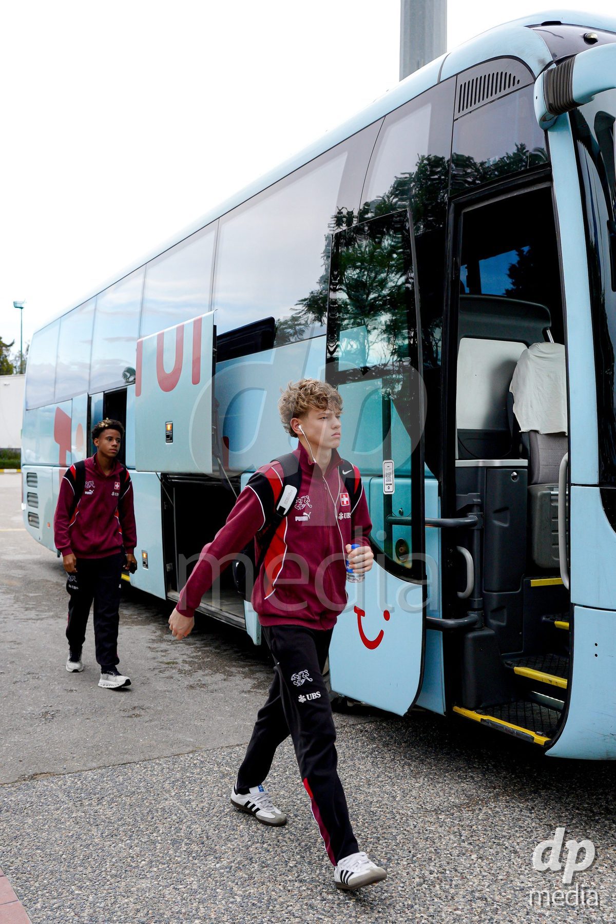 SIDE, TURKIYE - OCTOBER 28: Players of Switzerland arrival prior to the International Friendly match between Switzerland and Turkiye at Emirhan Sport Complex on October 28, 2026 in Side, Turkiye.