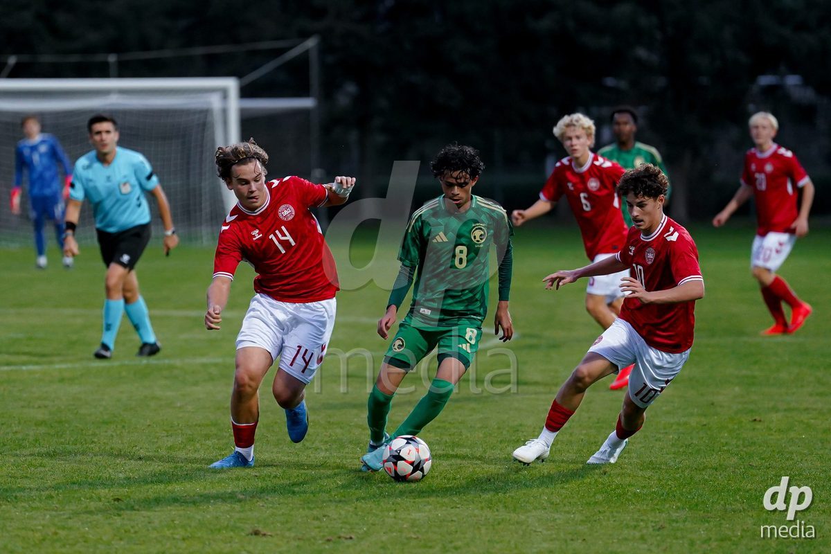 SIDE, TURKIYE - OCTOBER 28: Hector Andersen of Denmark and Yousef Amara of Denmark battle for the ball during the International Friendly match between Denmark U16 and Saudi Arabia U16 at Emirhan Sport Complex on October 28, 2026 in Side, Turkiye.