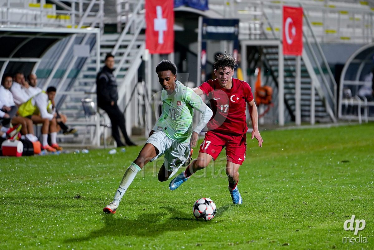 SIDE, TURKIYE - OCTOBER 28: Sinani Elon of Switzerland battles for the ball during the International Friendly match between Switzerland and Turkiye at Emirhan Sport Complex on October 28, 2026 in Side, Turkiye.