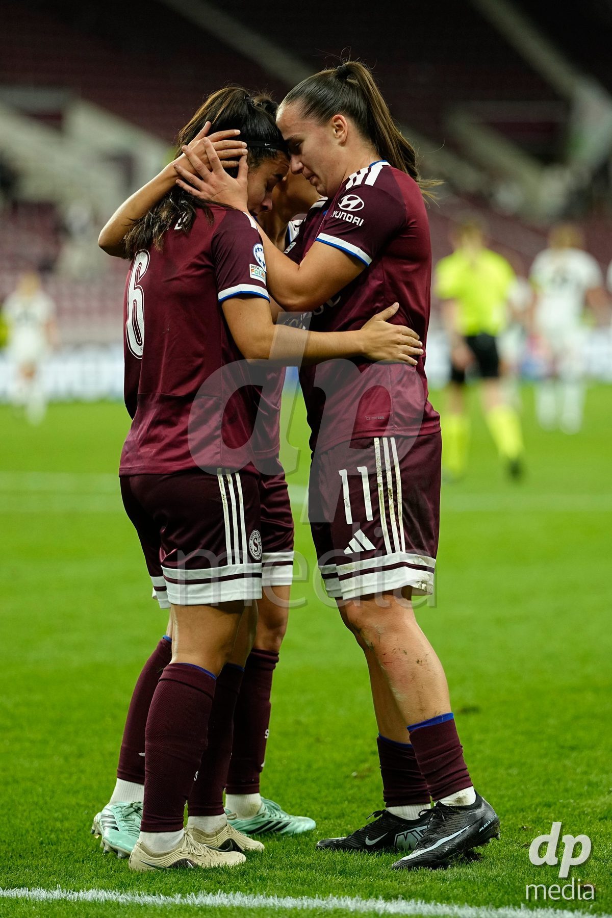 GENEVA, SWITZERLAND - OCTOBER 28: Paola Hernandez of Servette FC Chenois Feminin celebrates her goal with Magdalena Sobal of Servette FC Chenois Feminin after scoring the first goal of Servette FC Chenois Feminin during the UEFA Women's Champions League match between Servette FC Chenois Feminin and OH Leuven at Stade de Geneve on October 28, 2026 in Geneva, Switzerland.