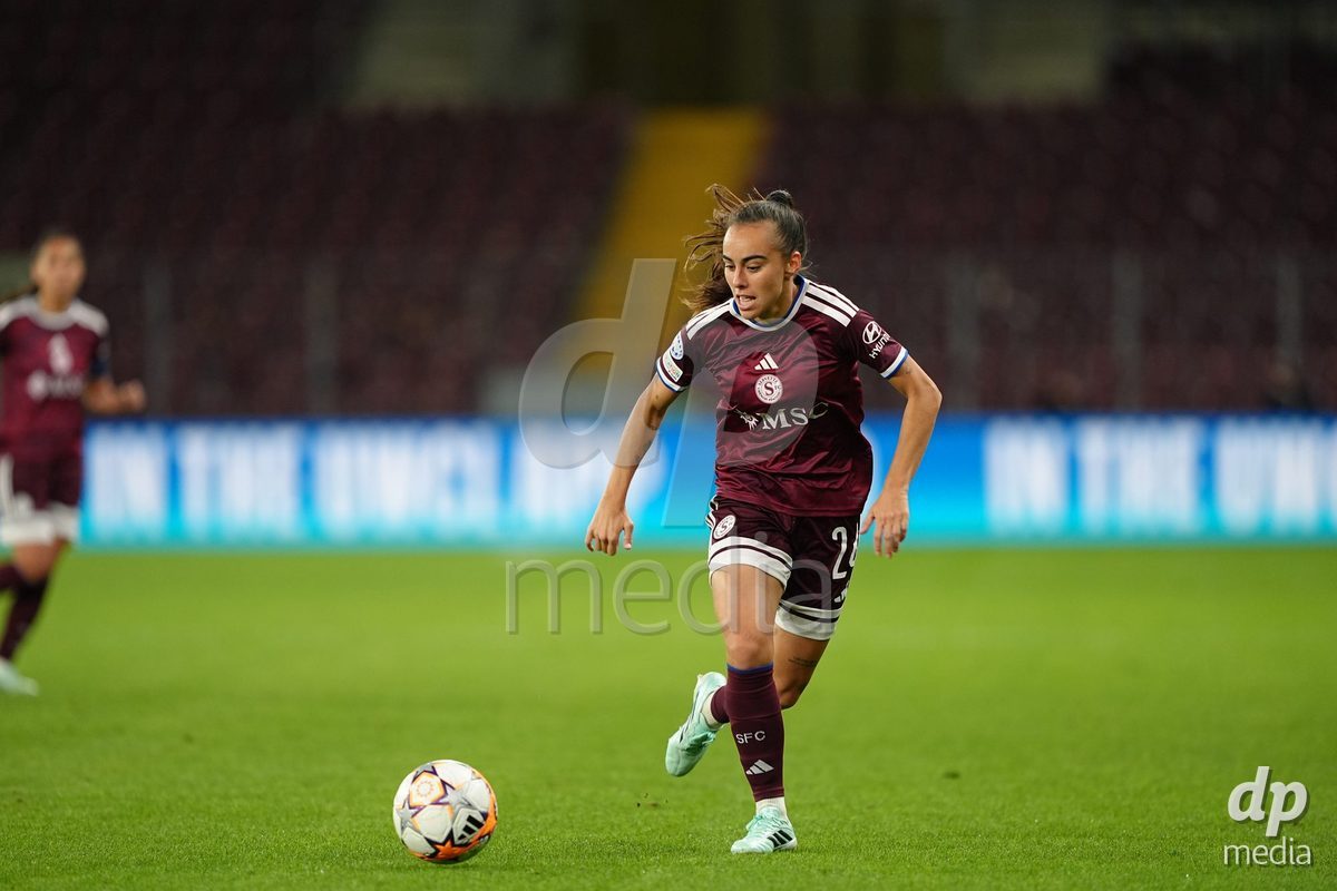 GENEVA, SWITZERLAND - OCTOBER 28: Joana Marchao of Servette FC Chenois Feminin during the UEFA Women's Champions League match between Servette FC Chenois Feminin and OH Leuven at Stade de Geneve on October 28, 2026 in Geneva, Switzerland.