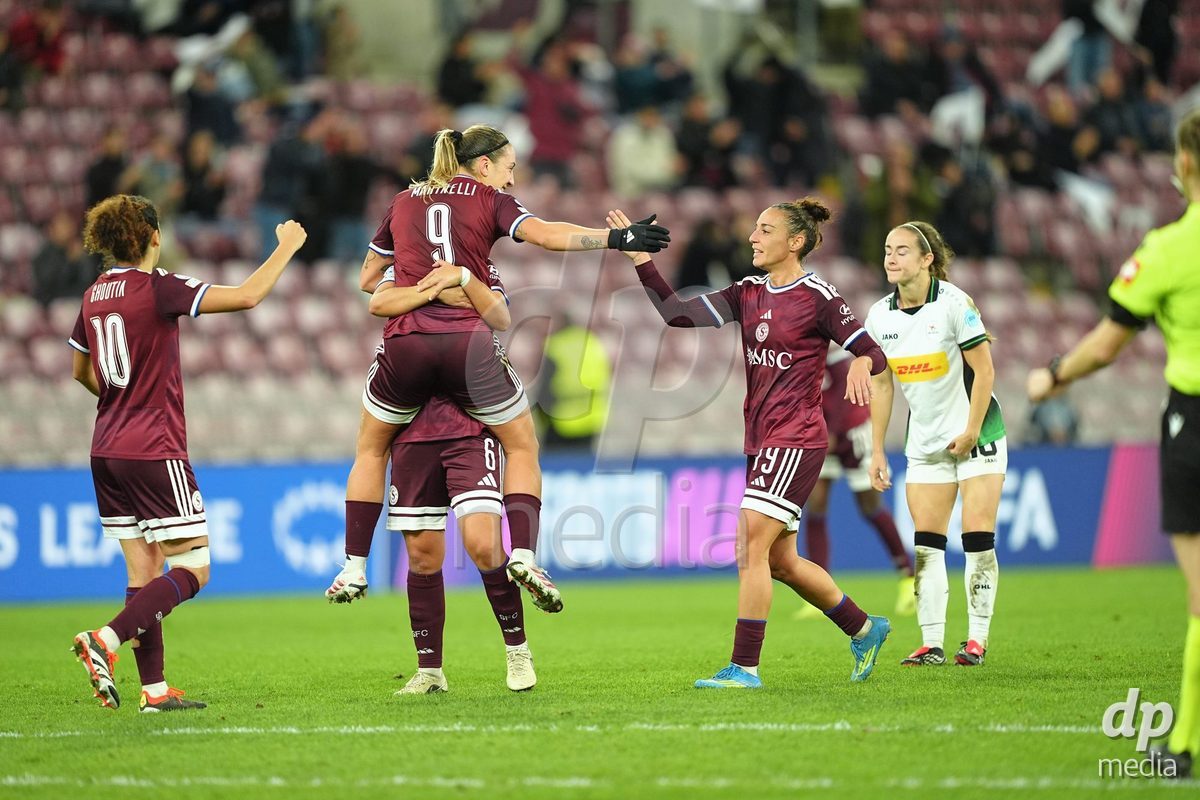 GENEVA, SWITZERLAND - OCTOBER 28: Gloria Marinelli of Servette FC Chenois Feminin celebrates her goal after scoring the third goal for Servette FC Chenois Feminin during the UEFA Women's Champions League match between Servette FC Chenois Feminin and OH Leuven at Stade de Geneve on October 28, 2026 in Geneva, Switzerland.