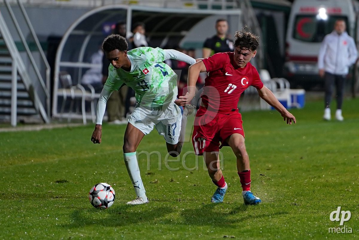 SIDE, TURKIYE - OCTOBER 28: Sinani Elon of Switzerland battles for the ball during the International Friendly match between Switzerland and Turkiye at Emirhan Sport Complex on October 28, 2026 in Side, Turkiye.