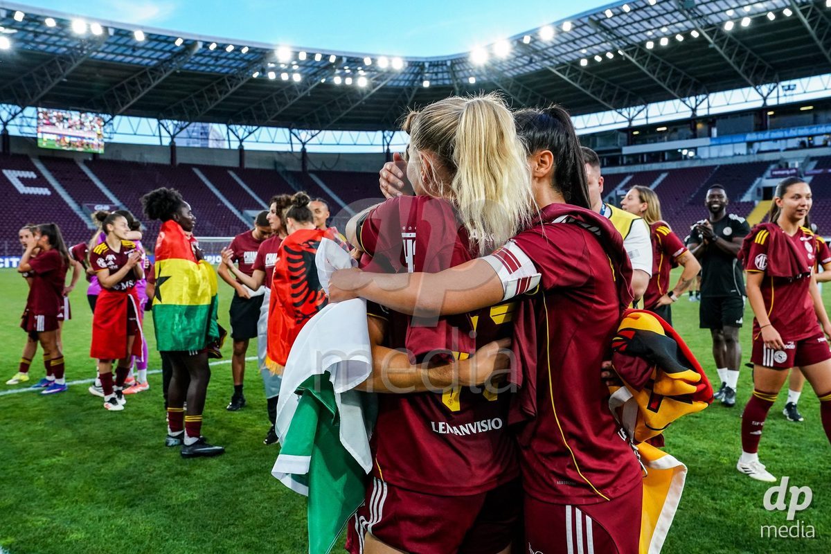 GENEVA, SWITZERLAND - MAY 29: Celebration of team Servette after winning the Final of the AXA Women's Super League match between Servette FC Chenois Feminin and BSC YB Frauen at Stade de Geneve on May 29, 2026 in Geneva, Switzerland.