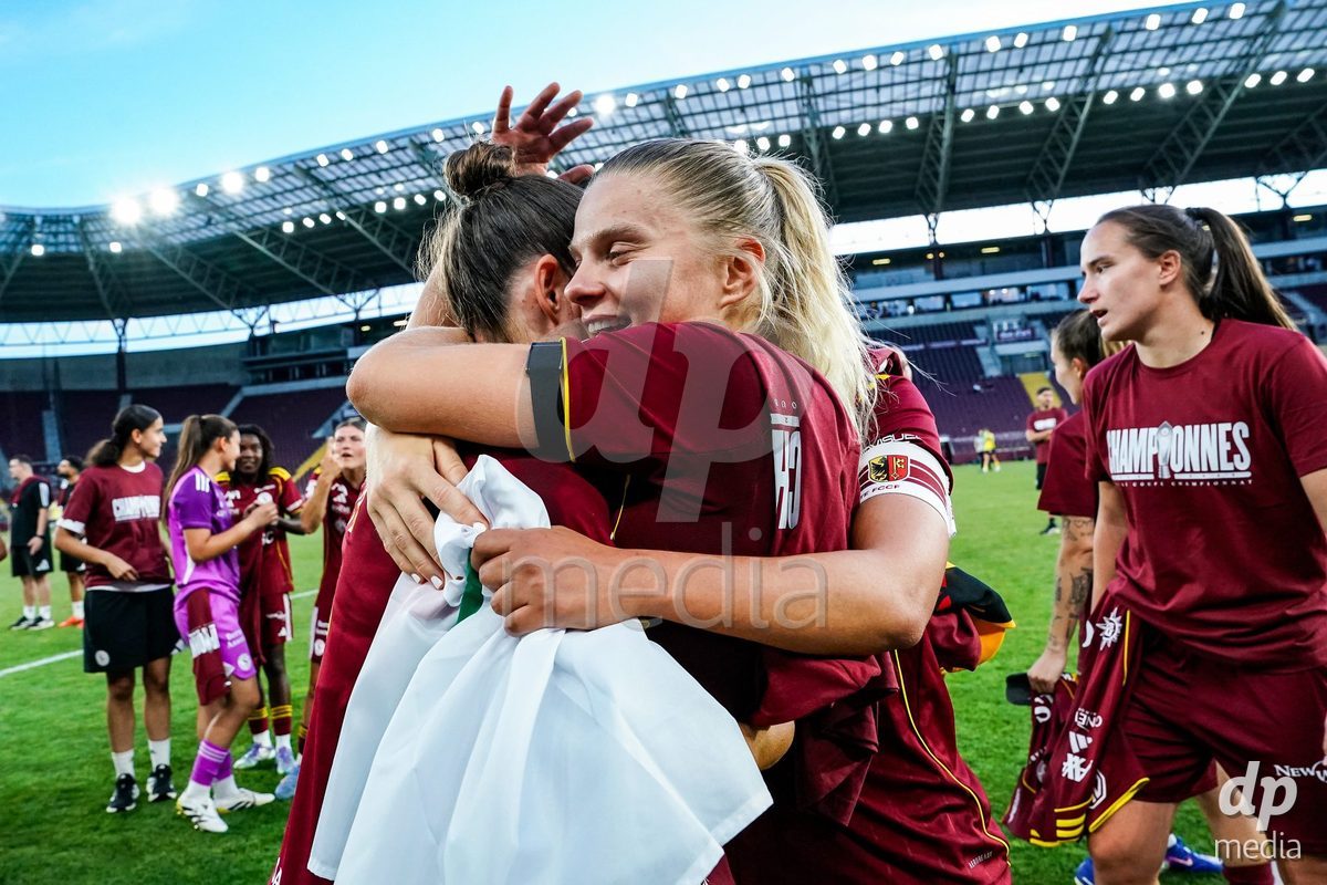 GENEVA, SWITZERLAND - MAY 29: Celebration of team Servette after winning the Final of the AXA Women's Super League match between Servette FC Chenois Feminin and BSC YB Frauen at Stade de Geneve on May 29, 2026 in Geneva, Switzerland.