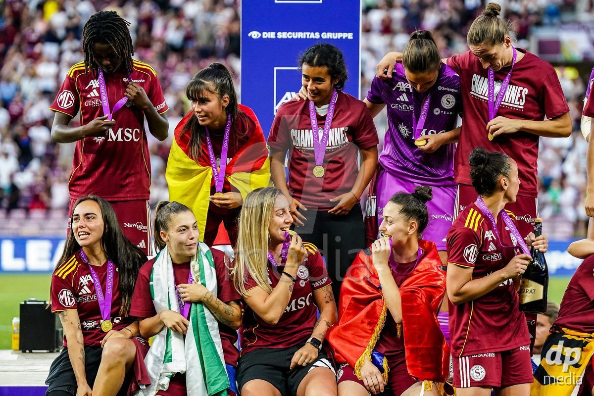 GENEVA, SWITZERLAND - MAY 29: Celebration of team Servette after winning the Final of the AXA Women's Super League match between Servette FC Chenois Feminin and BSC YB Frauen at Stade de Geneve on May 29, 2026 in Geneva, Switzerland.
