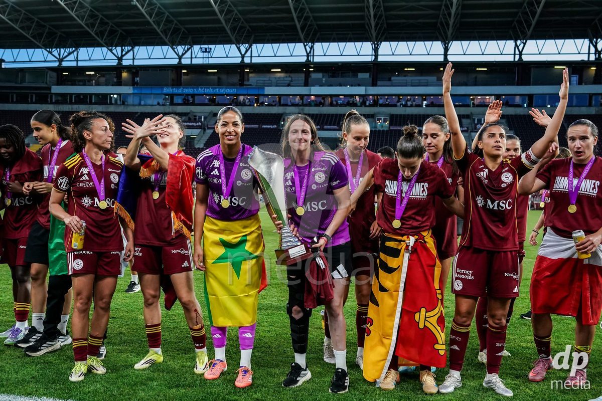 GENEVA, SWITZERLAND - MAY 29: Celebration of team Servette after winning the Final of the AXA Women's Super League match between Servette FC Chenois Feminin and BSC YB Frauen at Stade de Geneve on May 29, 2026 in Geneva, Switzerland.