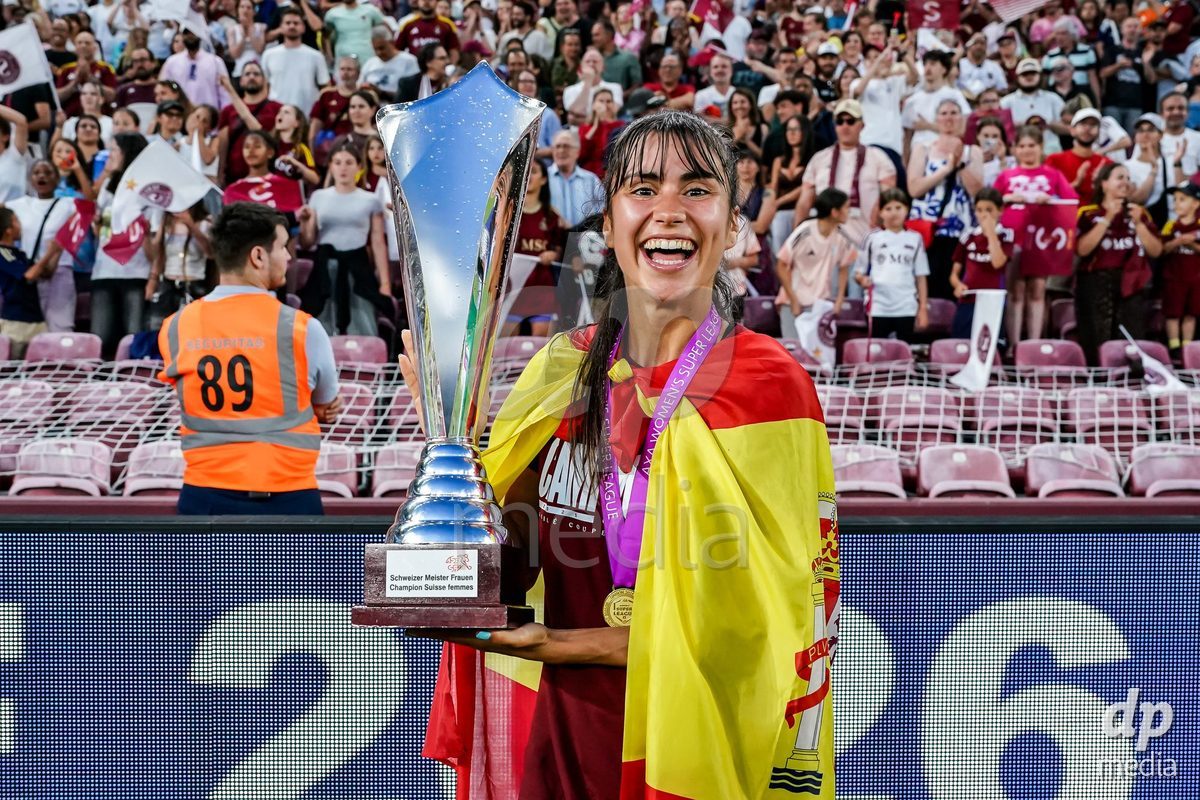 GENEVA, SWITZERLAND - MAY 29: Celebration of team Servette after winning the Final of the AXA Women's Super League match between Servette FC Chenois Feminin and BSC YB Frauen at Stade de Geneve on May 29, 2026 in Geneva, Switzerland.
