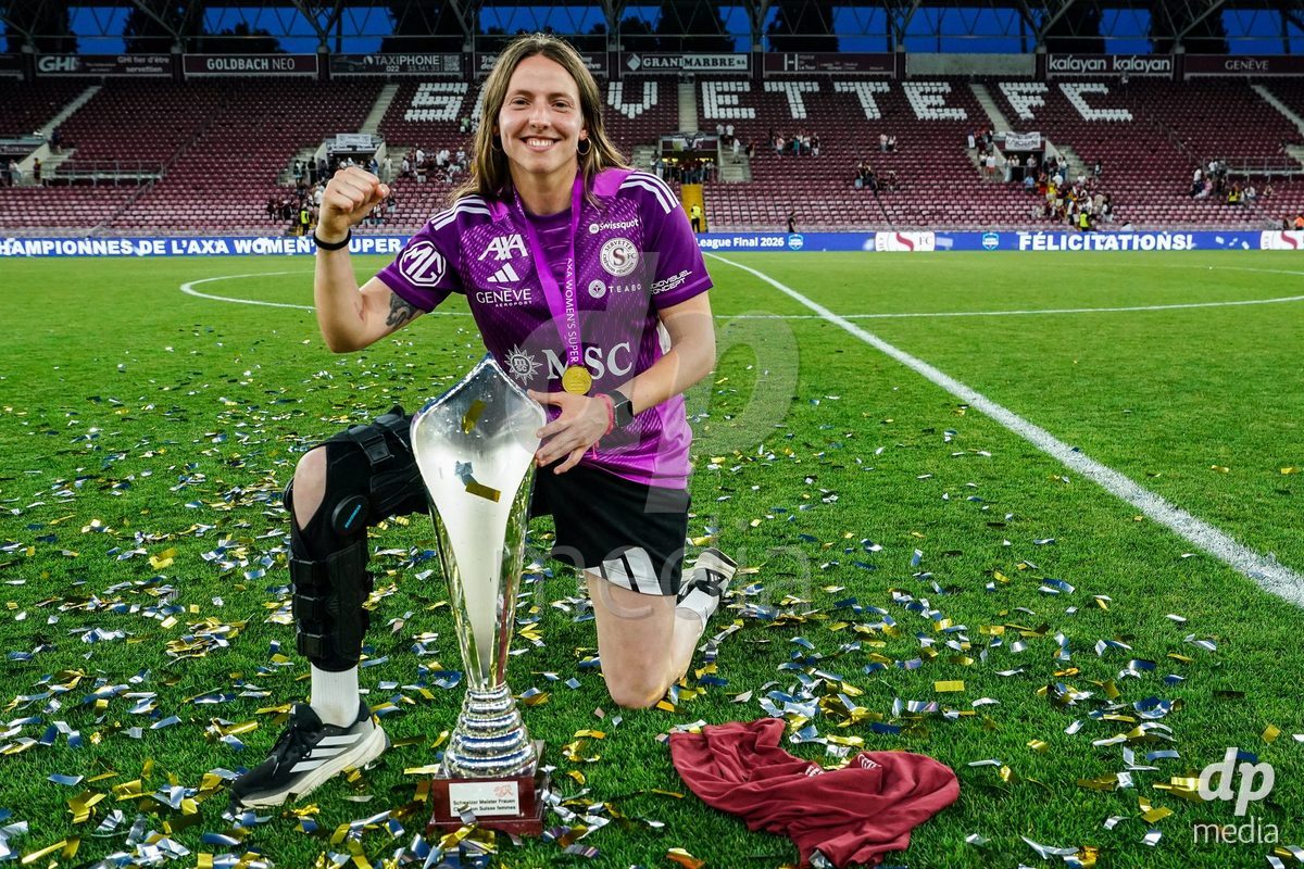 GENEVA, SWITZERLAND - MAY 29: Celebration of team Servette after winning the Final of the AXA Women's Super League match between Servette FC Chenois Feminin and BSC YB Frauen at Stade de Geneve on May 29, 2026 in Geneva, Switzerland.
