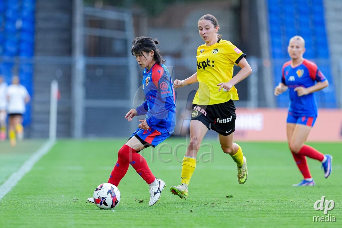 Switzerland: AXA Womens Super League 2026/27, FC Basel 1893 vs BSC YB Frauen - St. Jakob-Park, Basel: Mai Hirata (14 FC Basel 1893), left, in action.