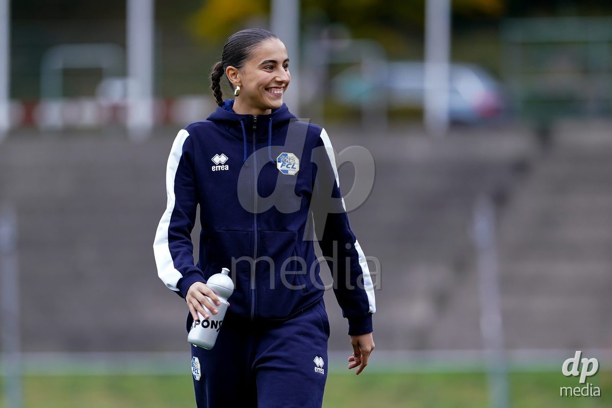 LUZERN, SWITZERLAND - OCTOBER 31: Francesca Studer of FC Luzern arrival during the AXA Women's Super League match between FC Luzern and FC Aarau Frauen at Hubelmatt on October 31, 2026 in Luzern, Switzerland.