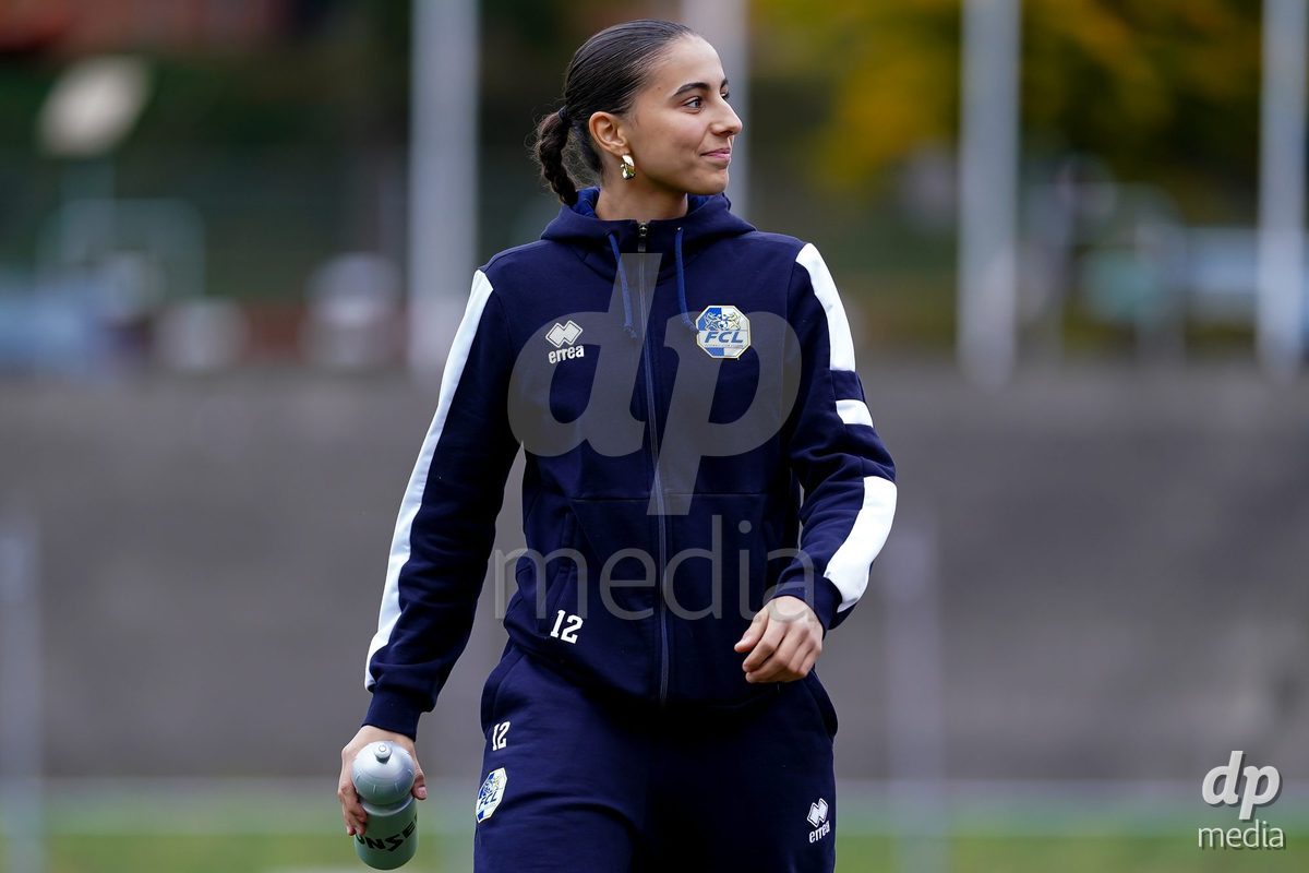 LUZERN, SWITZERLAND - OCTOBER 31: Francesca Studer of FC Luzern arrival during the AXA Women's Super League match between FC Luzern and FC Aarau Frauen at Hubelmatt on October 31, 2026 in Luzern, Switzerland.