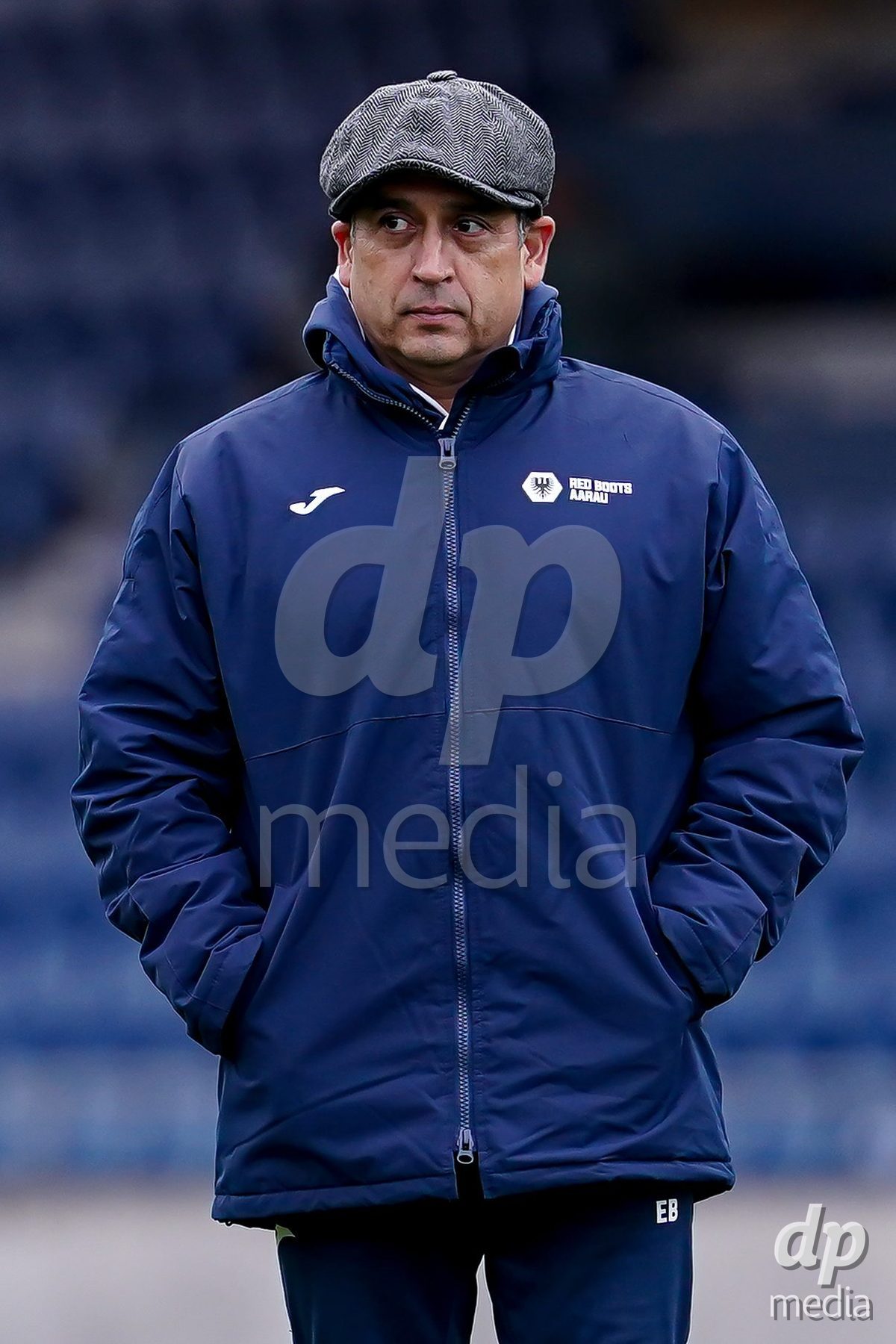 LUZERN, SWITZERLAND - OCTOBER 31: Eduardo Barrera, Head Coach of FC Aarau Frauen, during the AXA Women's Super League match between FC Luzern and FC Aarau Frauen at Hubelmatt on October 31, 2026 in Luzern, Switzerland.