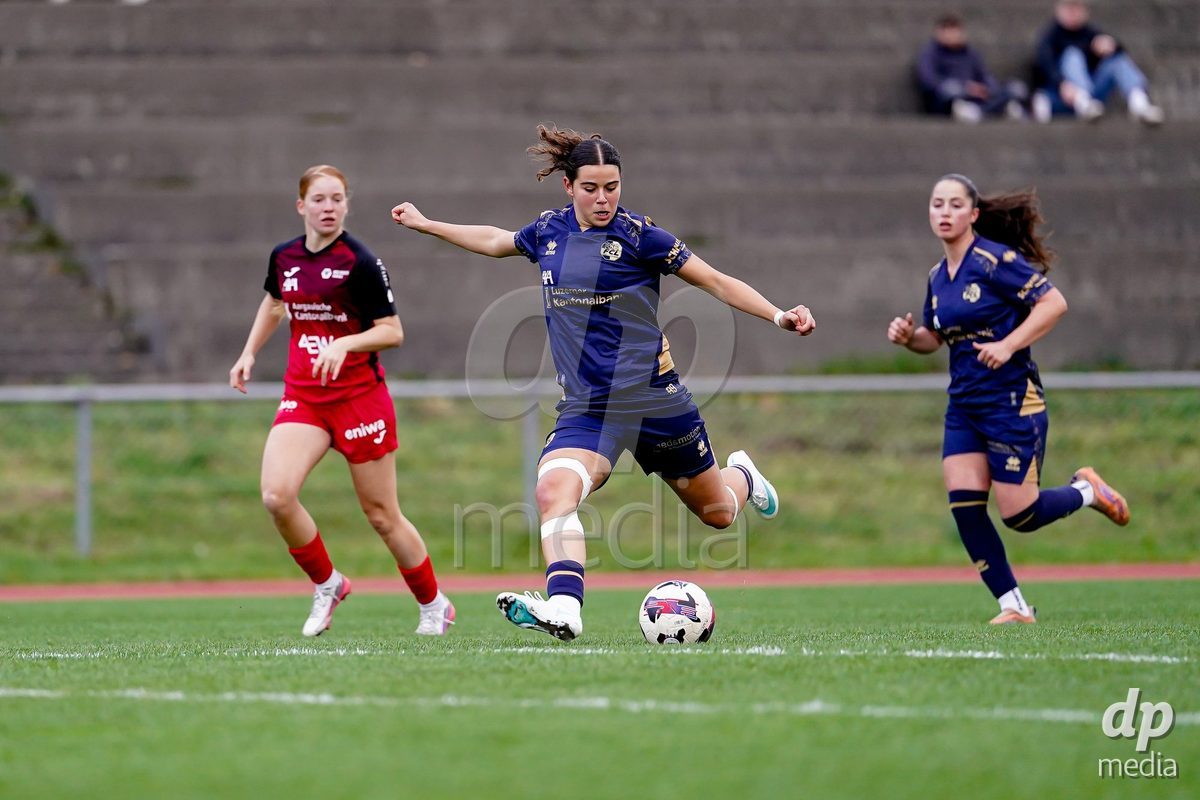LUZERN, SWITZERLAND - OCTOBER 31: Alyssa Keller of FC Luzern controls the ball during the AXA Women's Super League match between FC Luzern and FC Aarau Frauen at Hubelmatt on October 31, 2026 in Luzern, Switzerland.